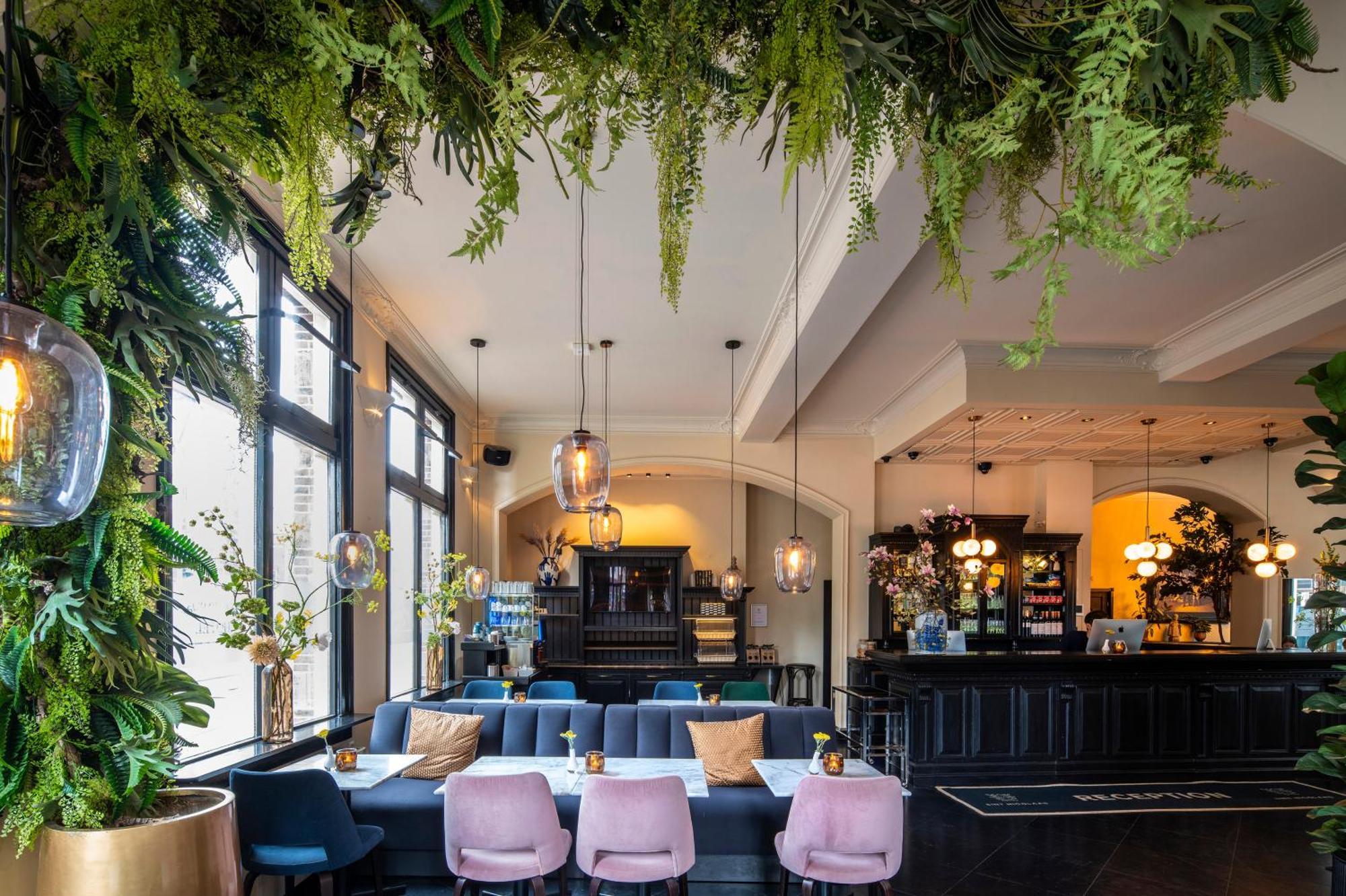 Hotel Sint Nicolaas Amsterdam Exterior photo